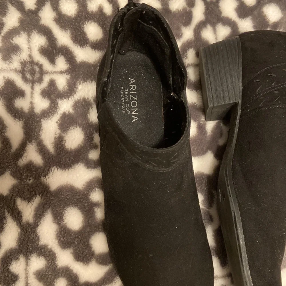 Booties - Picture 2 of 4